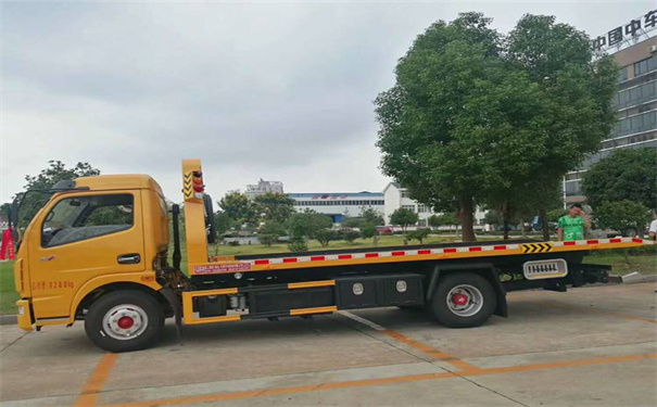 商丘定远24小时拖车救援电话号码，定远道路救援公司怎么收费的